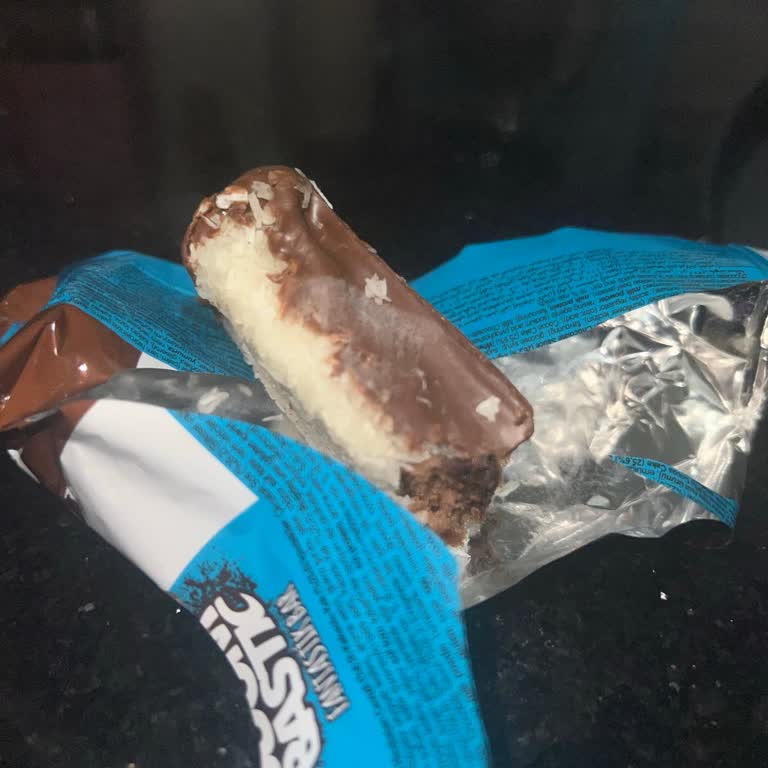 Migros'tan Alınan Boombastic Barın Küflü Çıkması Sağlık Endişesi Yaratıyor