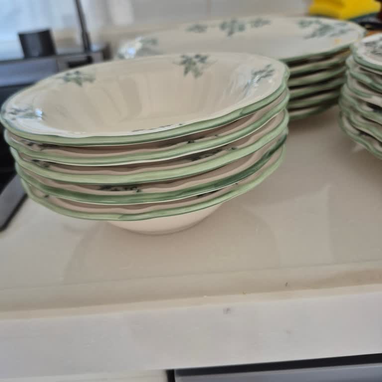 Eksik Çorba Kasesi İçin Trendyol Üzerinden English Home Yemek Takımı Tamamlanmalı