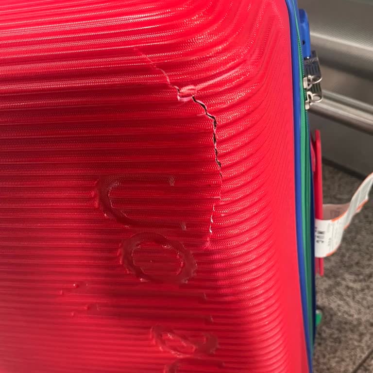 Sunexpress Uçuşunda Benetton Valizimin Kırılması Ve İhmal Edilen Tazmin Süreci