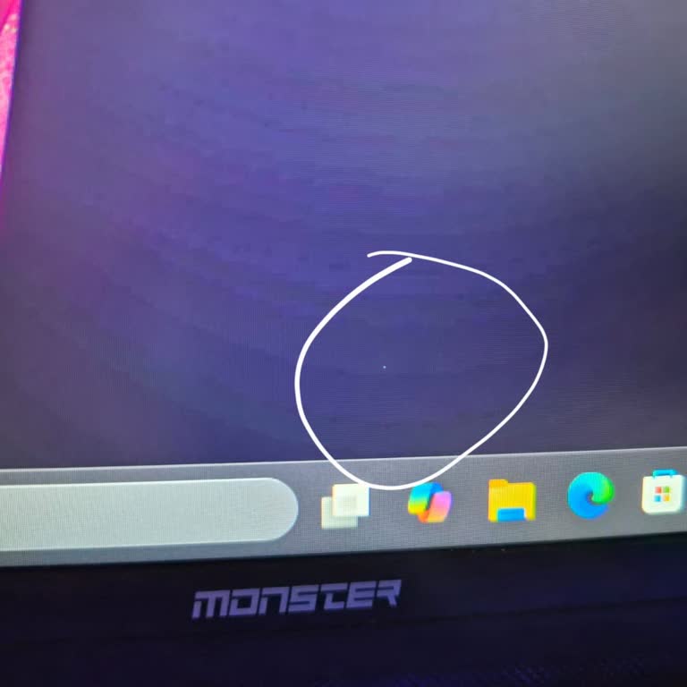 Monster Tulpar T6'da Ölü Piksel Sorunu Ve Ücretsiz Panel Değişimi İsteği