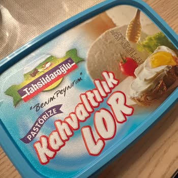 Fix Gross Şubesinde Tahsildaroğlu Lor Peyniri Bozuk Çıktı, Geri Ödeme Ve Değişim Talep Ediyorum