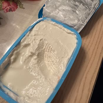 Fix Gross Şubesinde Tahsildaroğlu Lor Peyniri Bozuk Çıktı, Geri Ödeme Ve Değişim Talep Ediyorum
