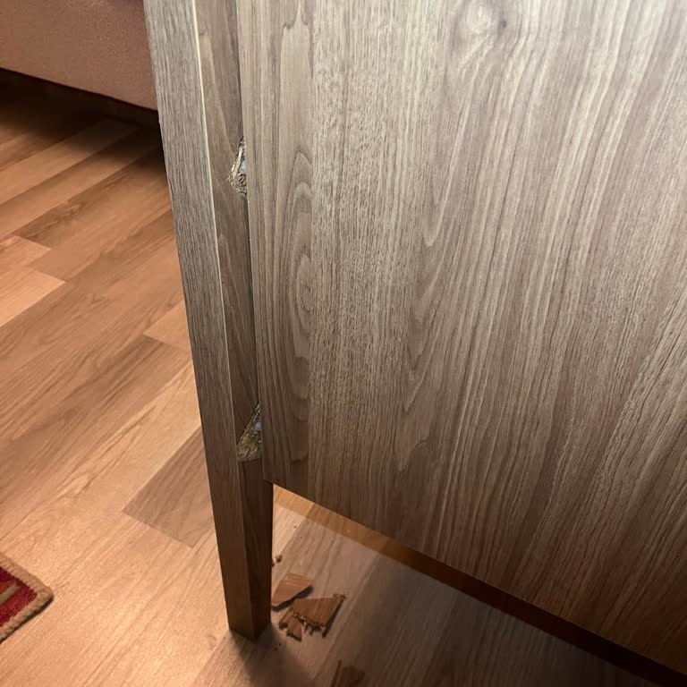 Kargılı Mobilya Şifonyer Ayağının Ücretsiz Değişimi Ve Montajı Talebi