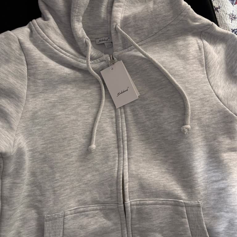 Dolap'ta Satın Alınan Kullanılmamış Sweatshirt'ün İadesi Reddedildi