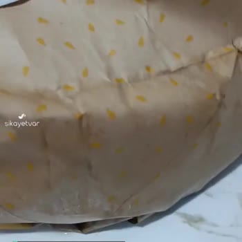 McDonald's Yemek Paketi Düzensizdi, Her Yere Dökülmüş İçecekler Dökülmüş