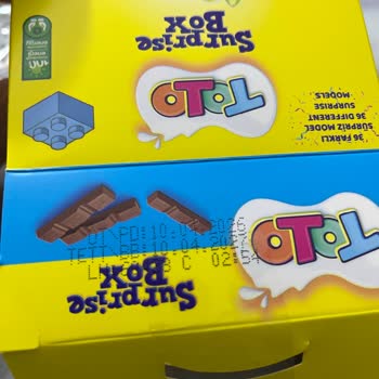 Migros Gökmeydan Şubesinde Çocuk Sürpriz Kutusunda Açık Çikolata Paketi Ve Karınca Sorunu