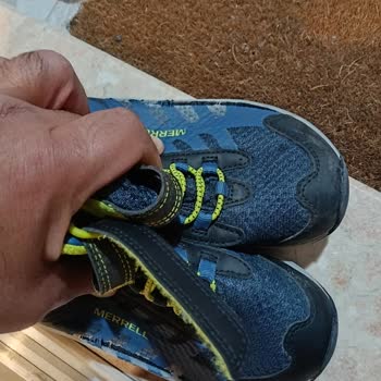 Merrell Ayakkabısının Tabanı İlk Giyimde Ayrıldı Ve İade Talebi