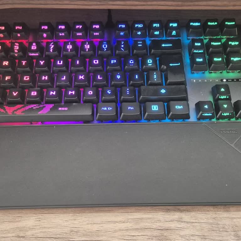 Asus Klavye Bilek Desteği Garanti Kapsamında Ücretsiz Onarım Talebi