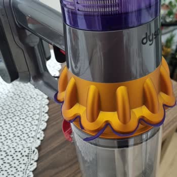 Dyson V15 Batarya Ömrü Kısa, Değişim Ücreti 5.500 TL