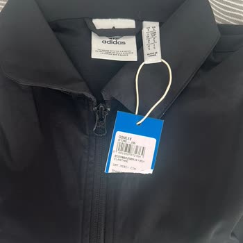 Adidas 3XL Gömlek Siparişimde Sürekli S Beden Gönderilmesi Ve Çözüm Sağlanamaması