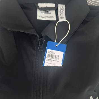 Adidas 3XL Gömlek Siparişimde Sürekli S Beden Gönderilmesi Ve Çözüm Sağlanamaması