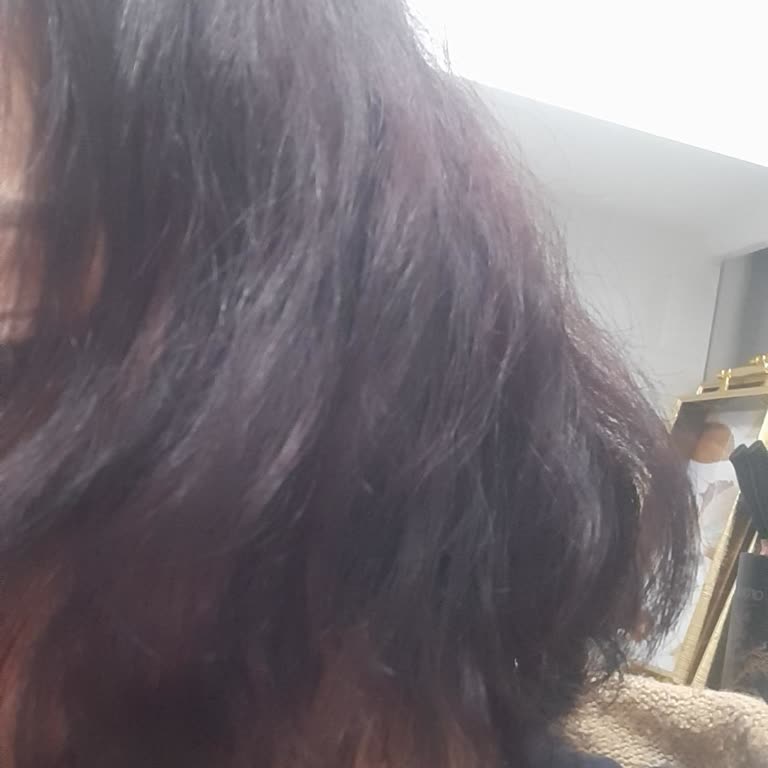 Trendyol GO'dan Aldığım Koleston Saç Boyası Kızıl Tonu Vermedi, Saçım Neredeyse Siyaha Döndü