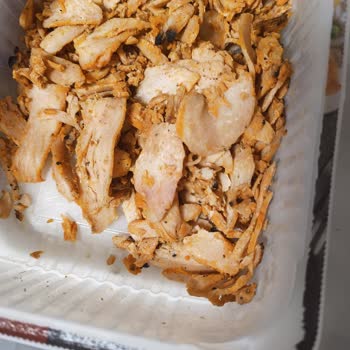 Gedik Piliç Döner Ürününde Pişmemiş Tavuk Parçaları Çocukların Sağlığını Tehdit Ediyor