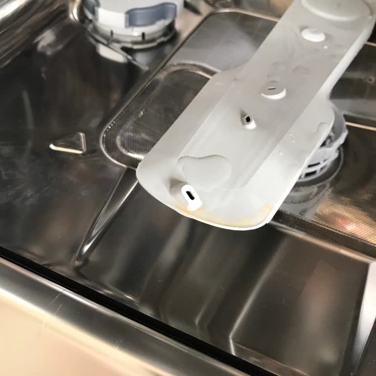 Arçelik Bulaşık Makinesi Paslanma Sorunu Garanti Kapsamında Ücretsiz Değişim Talebi