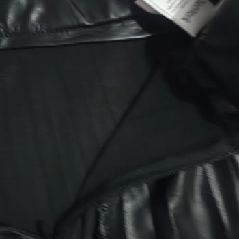 Network Kaşe Kaban Ve Suni Deri Etekte Hızlı Yıpranma Ve Kalite Hayal Kırıklığı