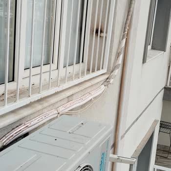 Beko Klima Montajındaki Eksik Vidalar Ve Özensiz Kablo İzolasyonu İçin Tamir Talebi