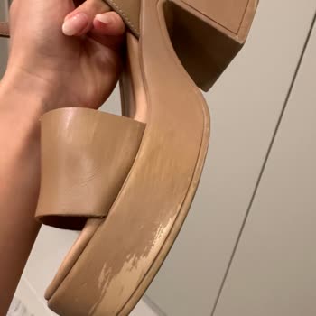 Derimod Topuklu Sandalette İlk Kullanımda Deri Soyulması Ve Trendyol İade Sürecinde Çözüm Yok