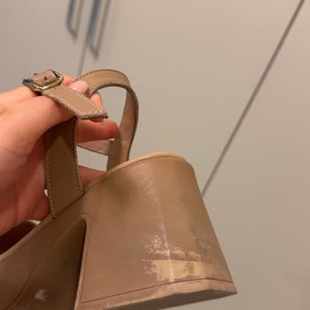 Derimod Topuklu Sandalette İlk Kullanımda Deri Soyulması Ve Trendyol İade Sürecinde Çözüm Yok