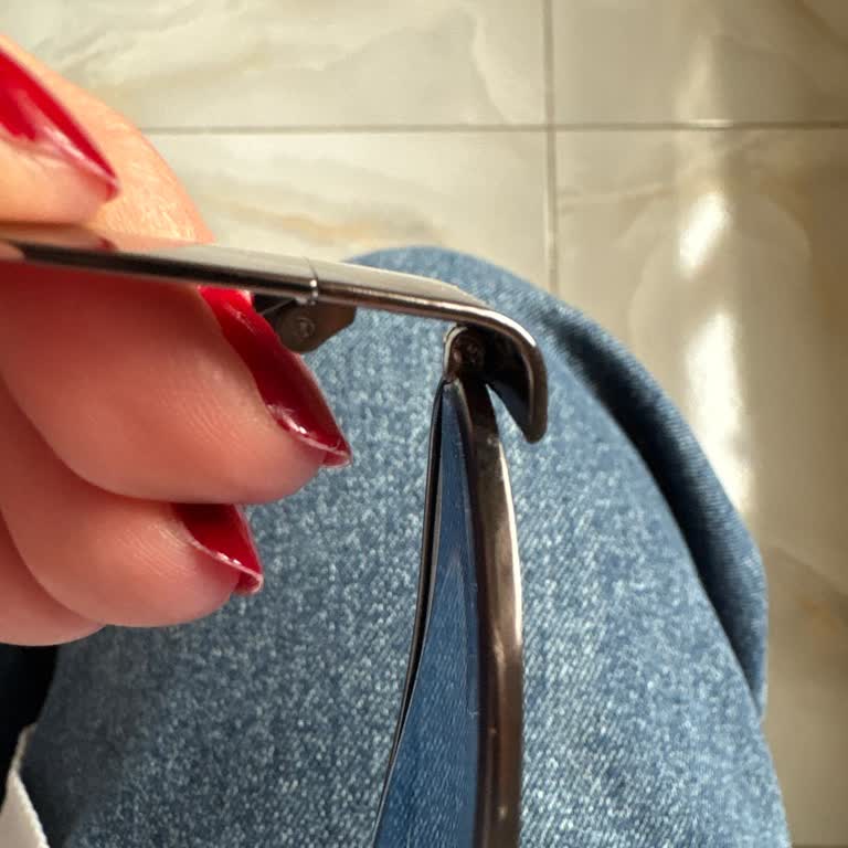 Atasun Optik Sivas Şubesinde Garanti Değişimi Gecikmesi Ve Kusurlu Gözlüğün Yeniden Teslim Edilmesi