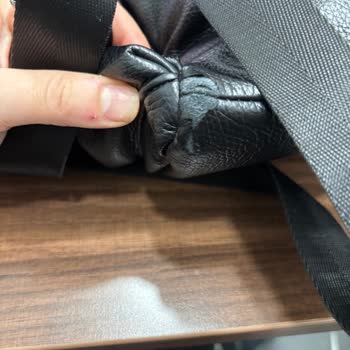 Derimod Çantamda Kısa Sürede Deri Soyulması Ve Yırtılma