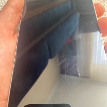 Çizik Ekranlı İphone 16 Pro Max İçin Premium Değişim Ve İade Talebi