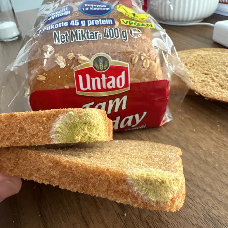 Migros Sanal Market'ten Gelen Untad Tam Buğday Ekmeğinde Küflenme: İade Talebi Ve Kalite Kontrolü