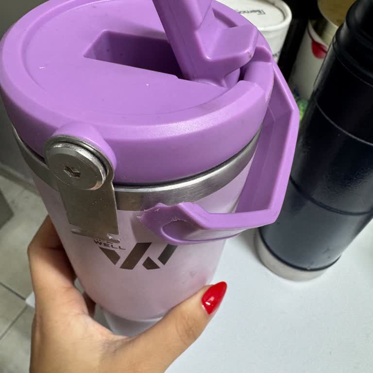 Mor Well Termos Kapağının Kendi Kendine Çatlaması Ve Yedek Kapak Talebi