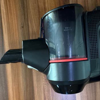 Bosch Dik Süpürge Birleşim Noktasındaki Aşırı Esneme Nedeniyle Garanti Kapsamında Parça Değişimi