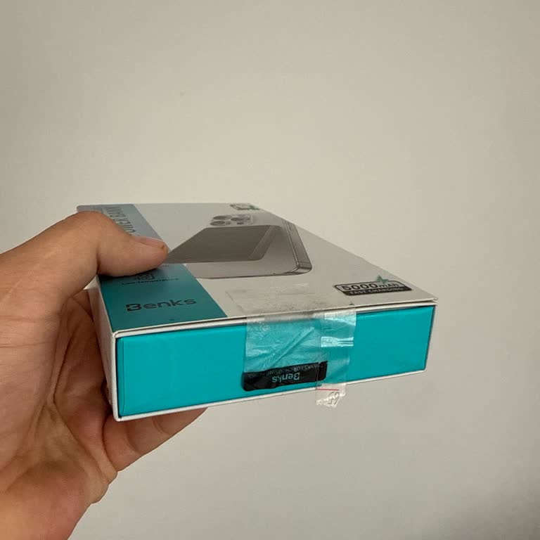 Açılmış Ve Yanık Kokulu Powerbank Teslimatı