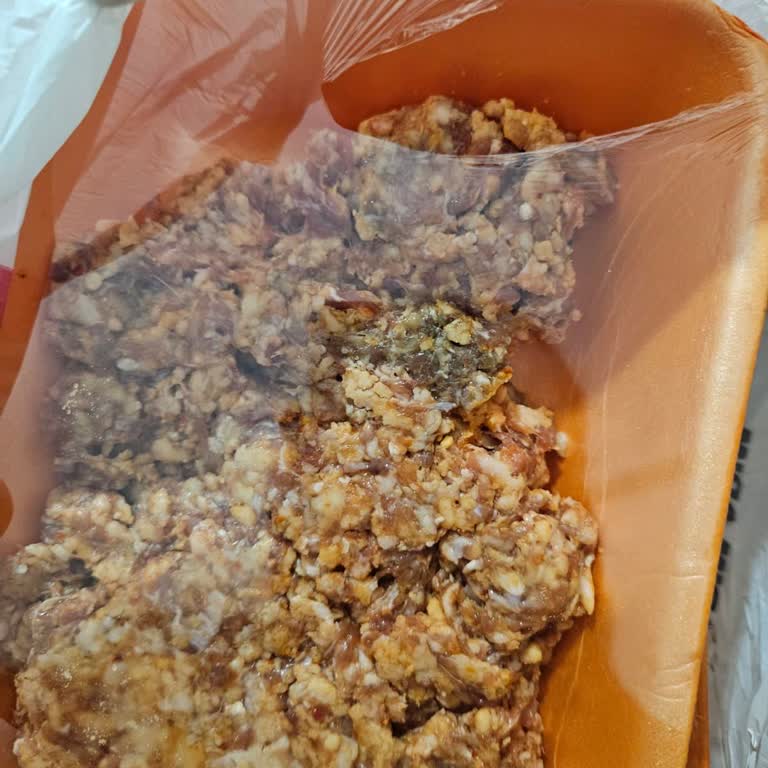 Köfteci Yusuf’tan Hijyen Sorunu Ve Bozulmuş Kebap Şikayeti