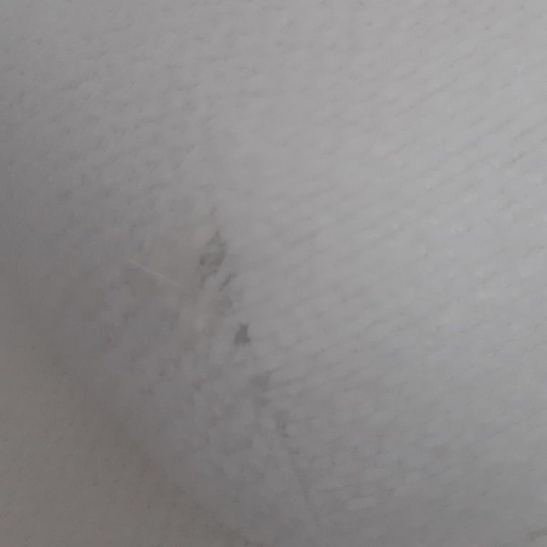 Rapsodi Mobilya'da Beyaz Koltukta Dikiş Açılması Ve Değişim Talebi