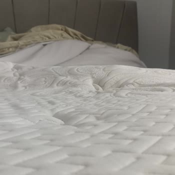 Garanti Süresi İçinde Bildirilen Yatak Deformasyonuna Cevap Verilmeyen Tutku Yatak