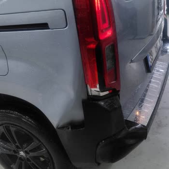 Citroen Vale İhmali Nedeniyle Araç Hasarı Ve Değer Kaybı Üzerine Ücret İadesi Talebi