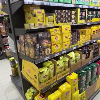Şok Marketler Fare Yiyen Kedi Markette Çocuğumun Sütleri Üstünde Yatıyor