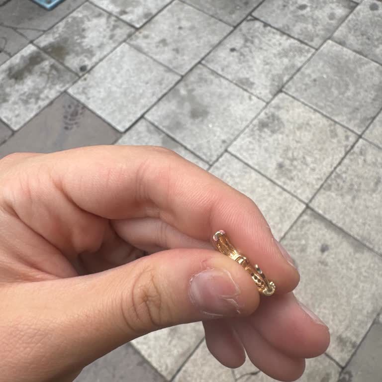 Çelik Olduğu Söylenen Küpelerin Hızlı Kararması Ve İade/Değişim Talebi