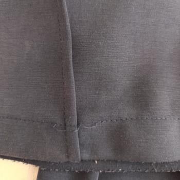 Ekol Mağazasındaki Defolu On Triko Pantolon Ve Cevapsız Müşteri Hizmetleri