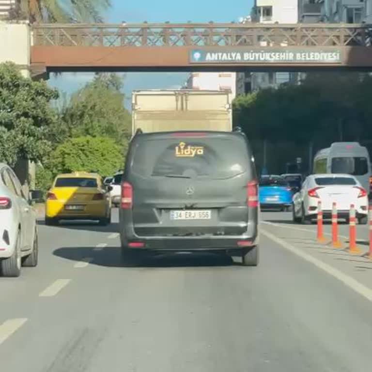 Lidya Vip Transfer'da Alkollü Sürücü Tehlikeli Sürüşle Can Güvenliğini Tehlikeye Attı