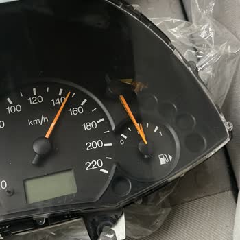 PTT Kargo’nun Kırılabilir Gösterge Paneli Teslimatında Yetersiz Paketleme Ve Hasar