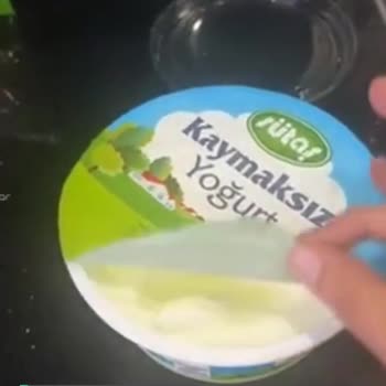 Sütaş Üründen Kıl Çıkması
