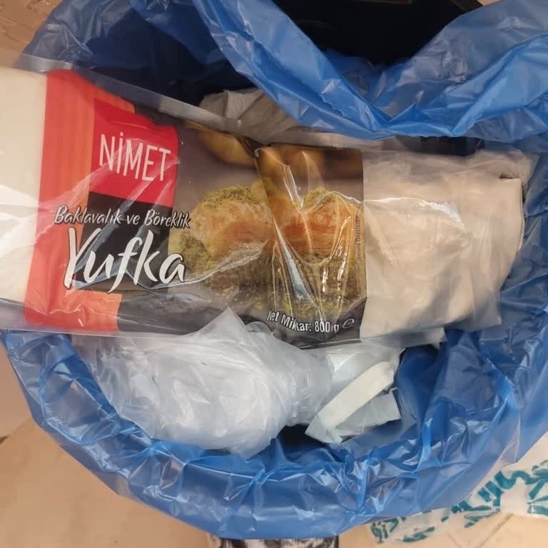 A101'den Alınan Nimet Gıda Baklavalık Yufka Parçalı Çıktı, İade Talebi