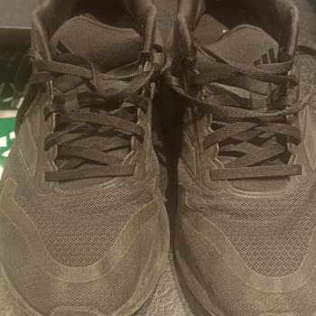 Deichmann Mağazası Ayakkabı Deformasyonu Ve Ses Problemini Kullanıcı Hatası Diyor