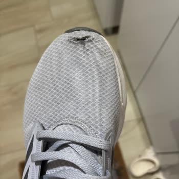 Adidas Mağazasında Ayakkabı Yırtılması Ve İade Reddi