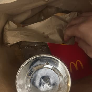 Trendyol GO’da McDonald’s 950 TL Değerindeki Siparişimin Eksik Ve Dökülmüş Ürünleri İçin İade Talebi