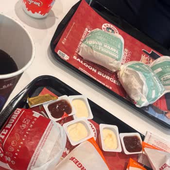 Yabancı Madde İçeren Burger Ve Hijyen Sorunu