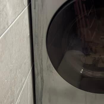 Beko ProSmart İnverter Çamaşır Makinesinde Yüzey Lekeleri Ve Kaplama Bozulması