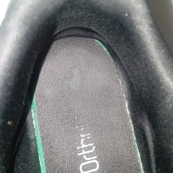 Adidas Ayakkabısının Taban Çökmesi Ve Garantili Değişim Talebi