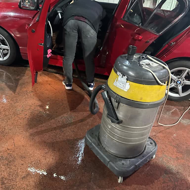 BMW 2015 Model Araçta Yağmurda Su Dolması Ve Kronik Arıza İncelemesi Talebi