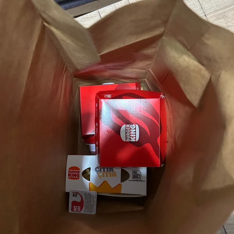Burger King Sancaktepe Şubesinde Yanlış Menü Ve Geri Ödeme Talebi