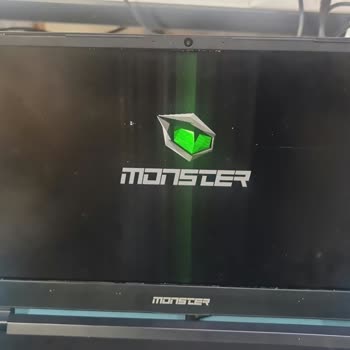 Monster Laptop Parçalanmış Ücretsiz Onarım Ve Ücret İadesi Talebi