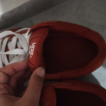 Üretim Hatası Nedeniyle Vans Ayakkabı Değişim Talebi